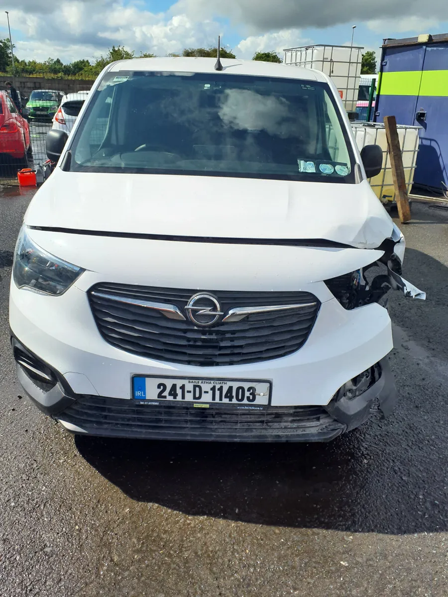 Opel Combo 2024 only 73,000 km - Image 4