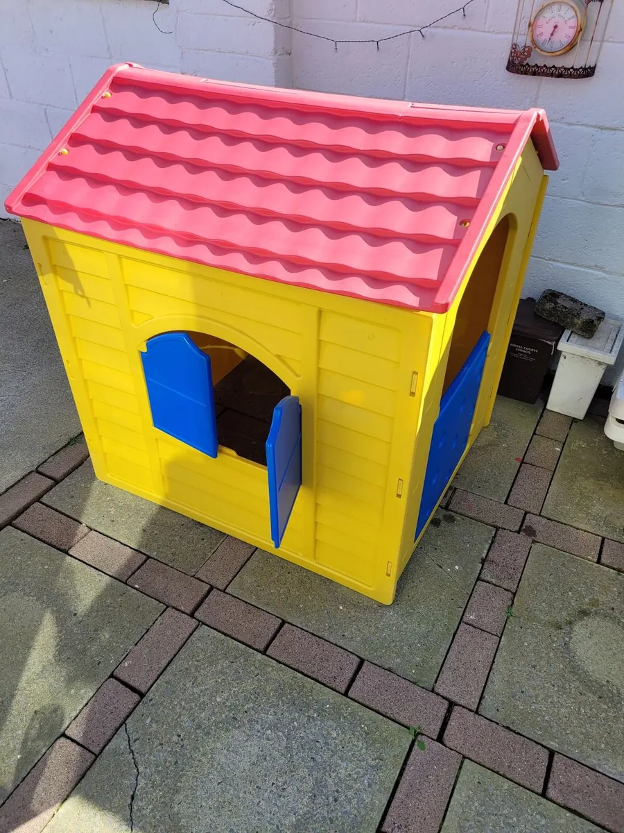 Garden Playhouse - Image 1