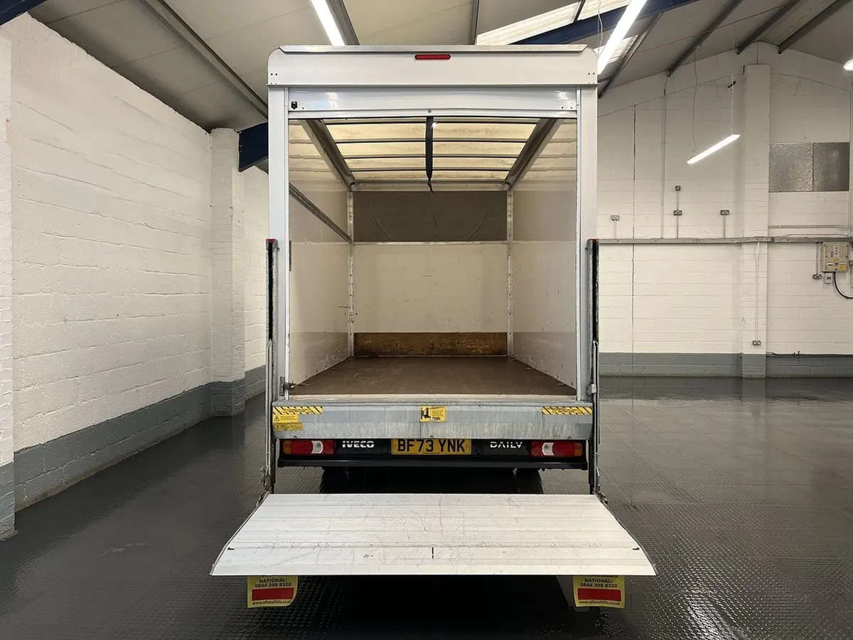 2023 Iveco Daily Luton Box Van - Image 2