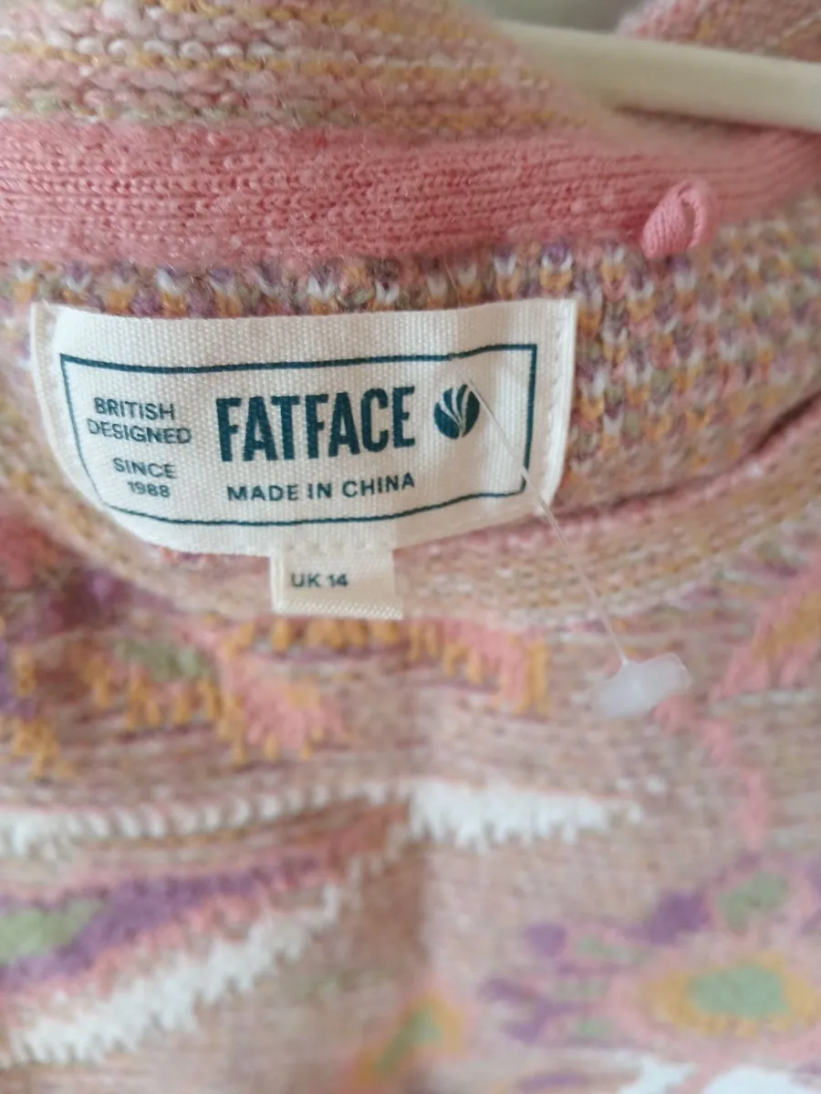 Clothes - Image 3