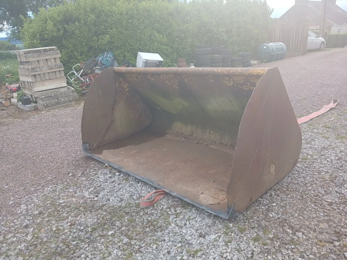 High tip grain bucket - Image 3