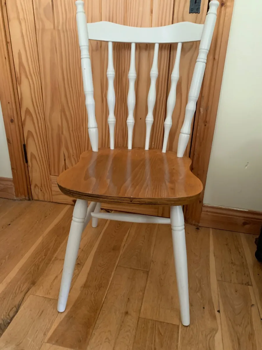 Kitchen chairs - Image 2