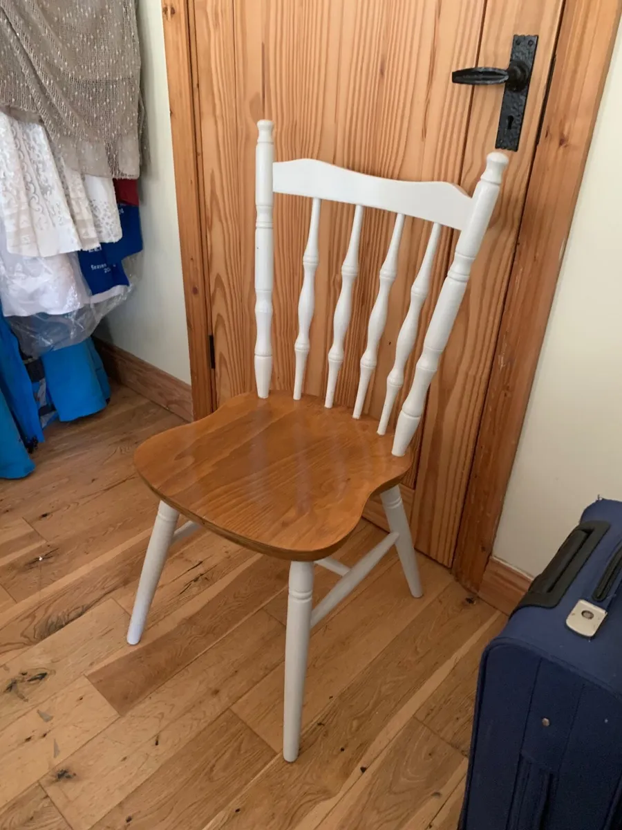 Kitchen chairs - Image 3