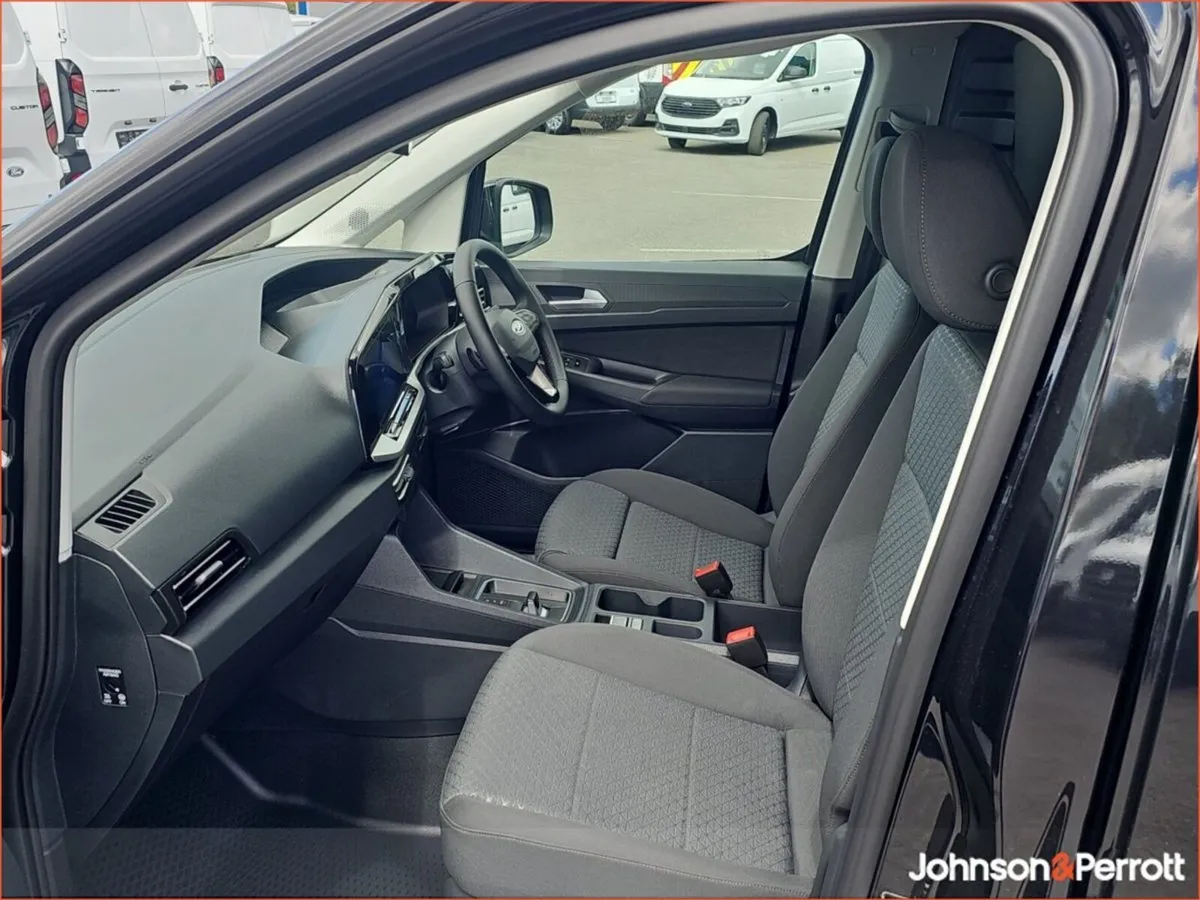 Ford Transit Connect Limited - Image 3