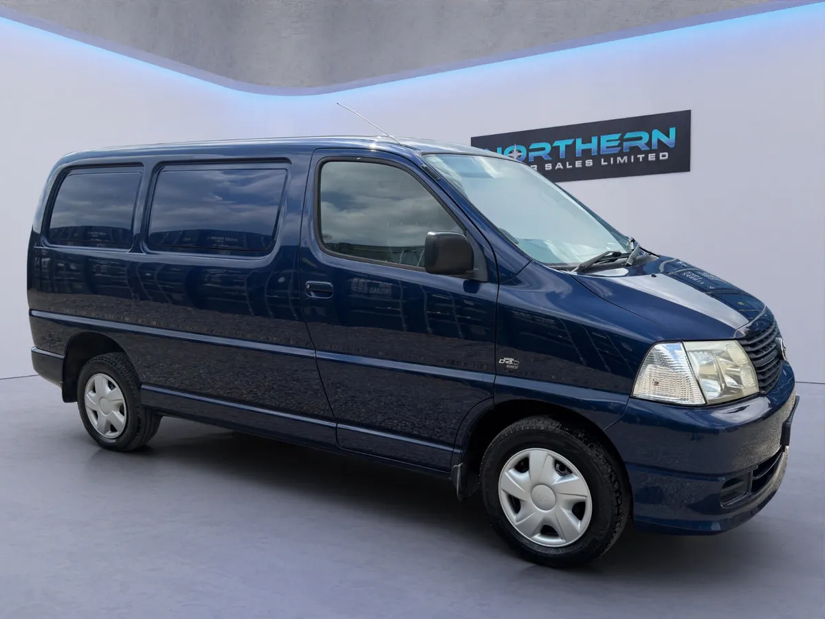 2008 Toyota Hiace 120bhp - Image 1