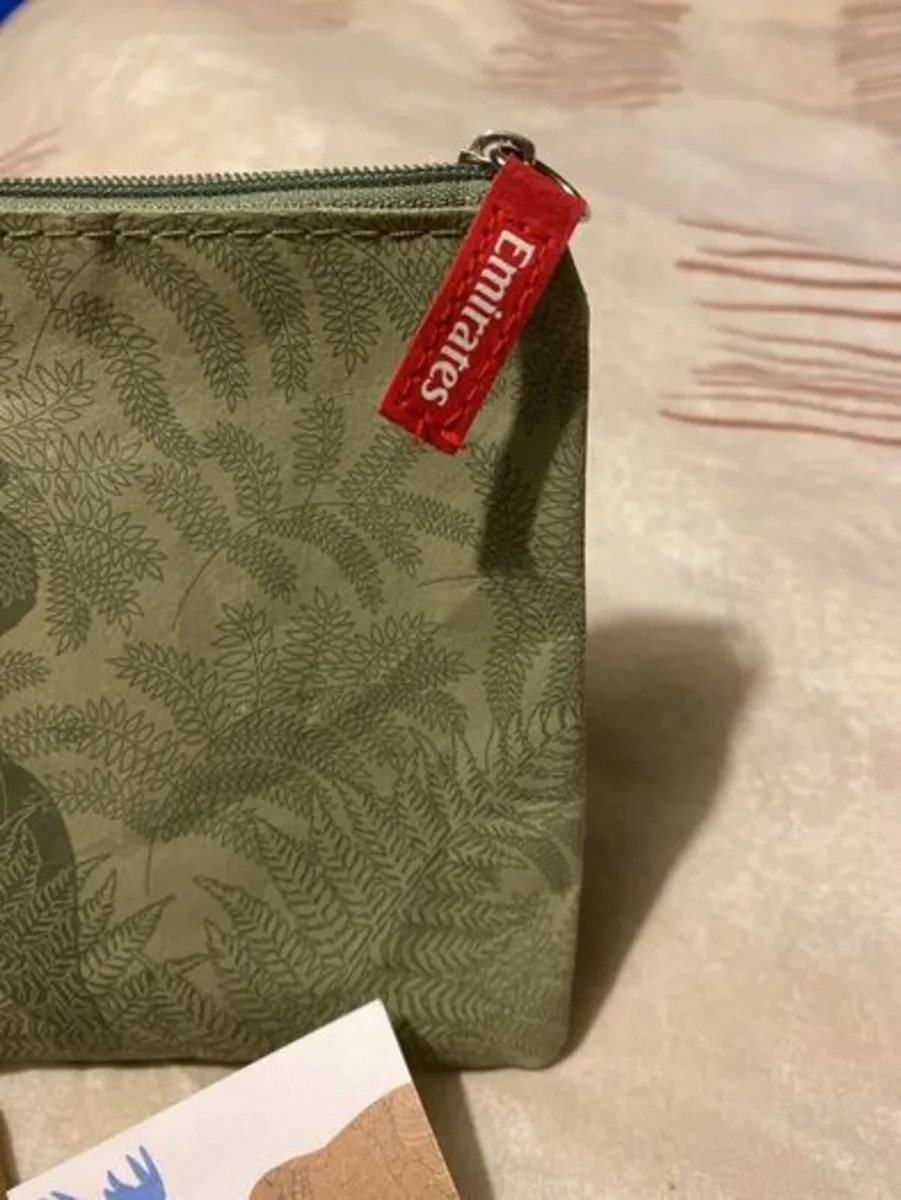 Airline pouch - Image 2