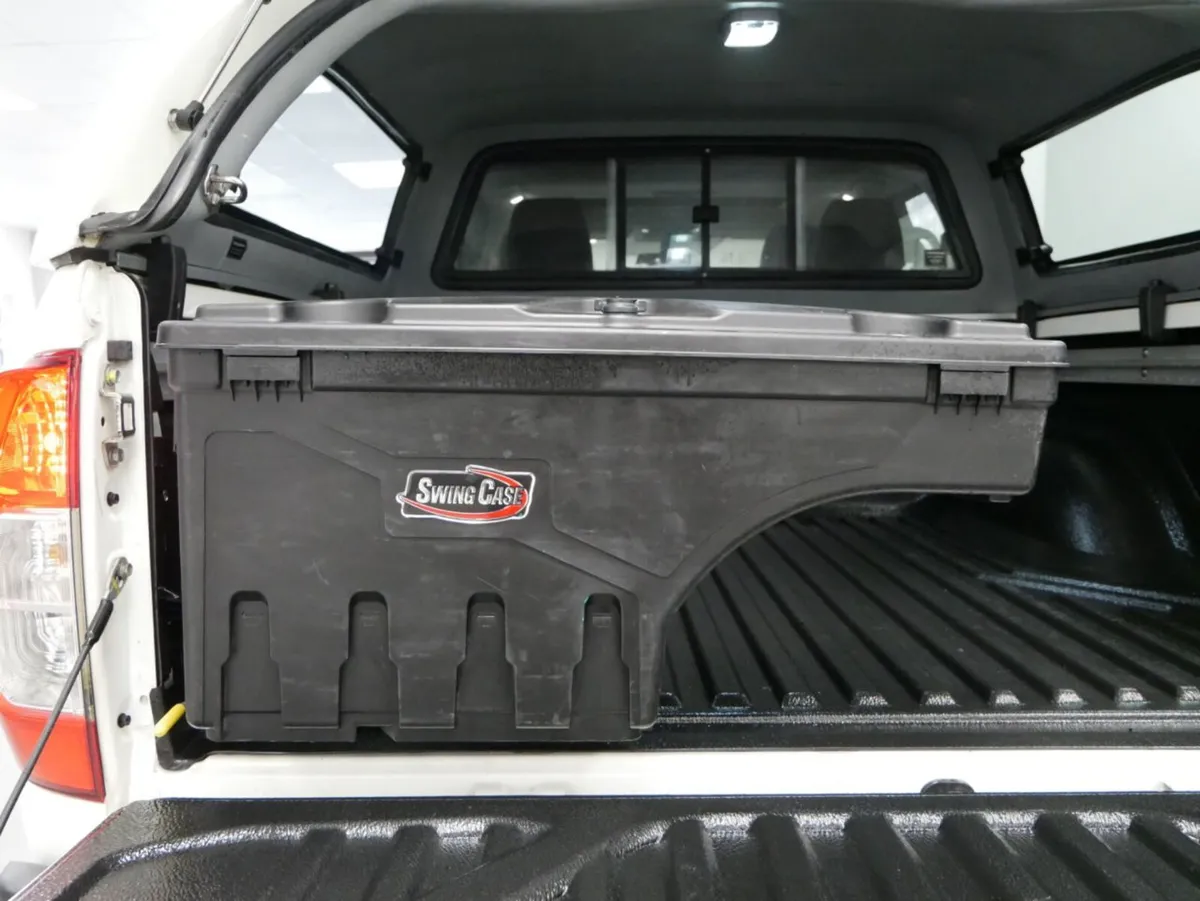 2021 Nissan Navara PickUp Van - Image 3