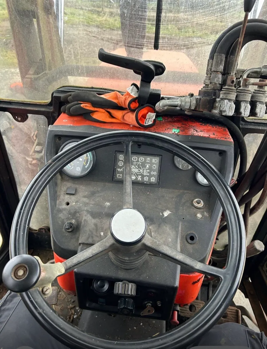 Tractor - Image 4