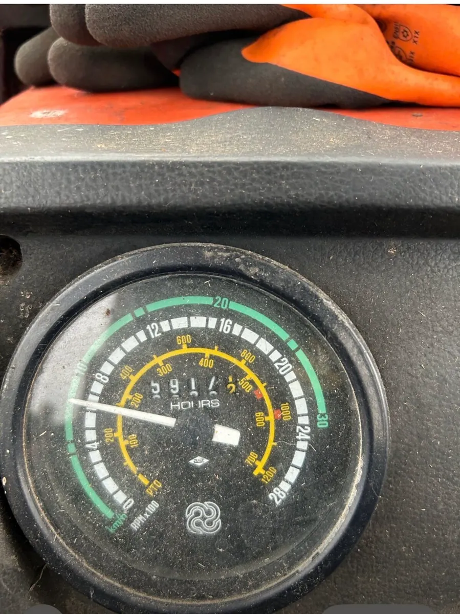 Tractor - Image 3