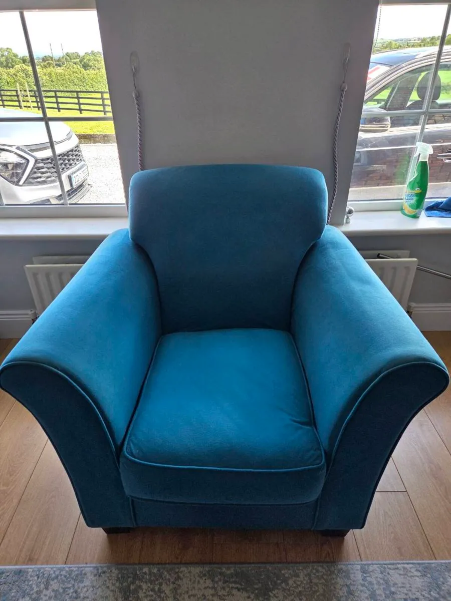 Armchairs - Image 1