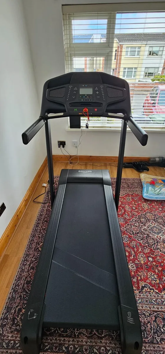 DOMYOS T900D 18km/h Treadmill - Image 3