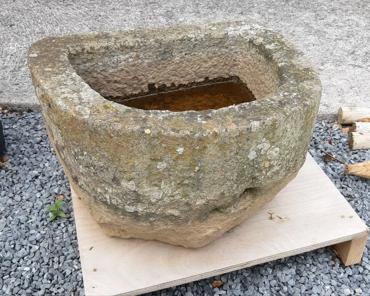 Granite planter - Image 3