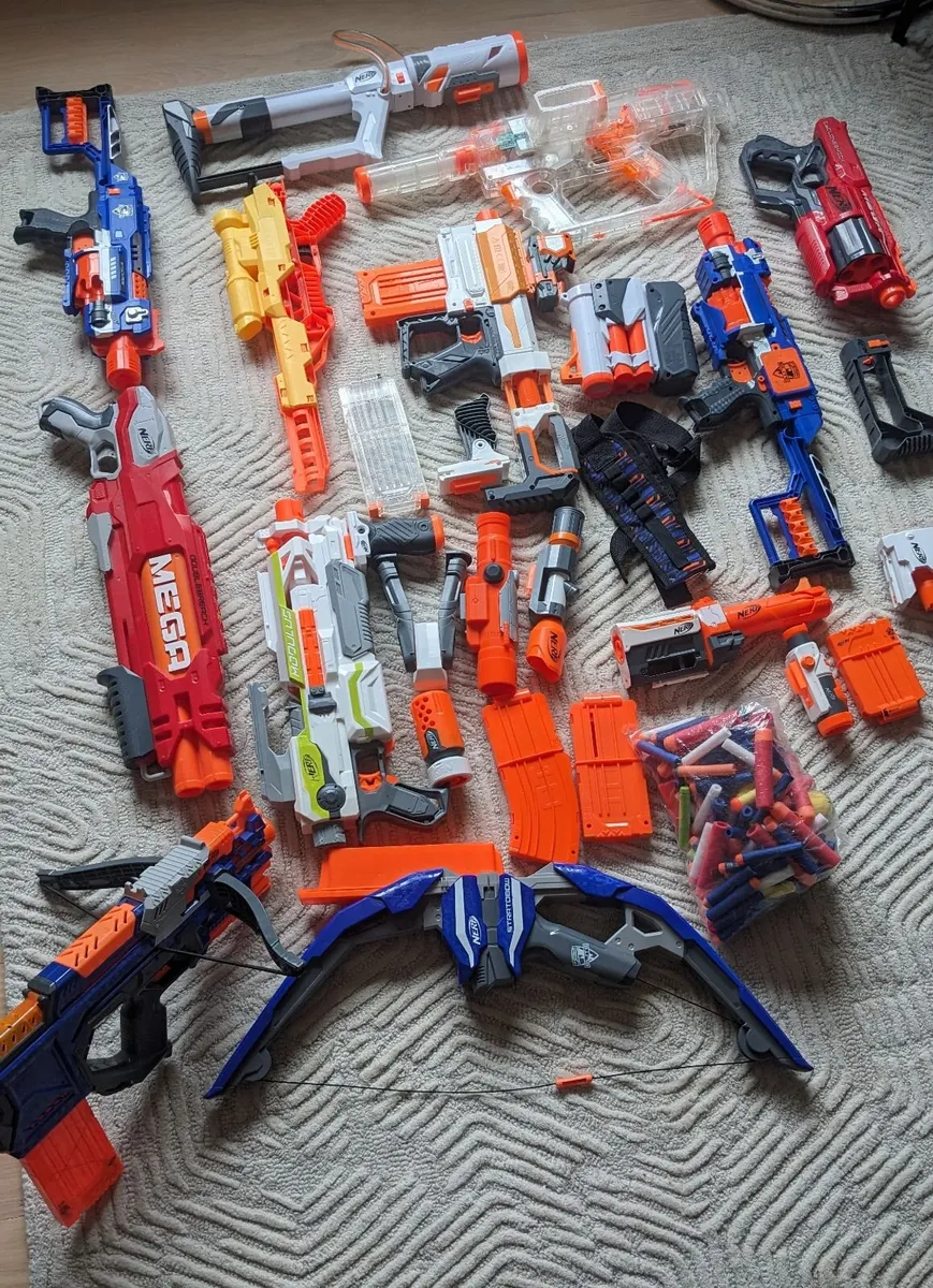 Nerf guns , bow, darts - Image 1