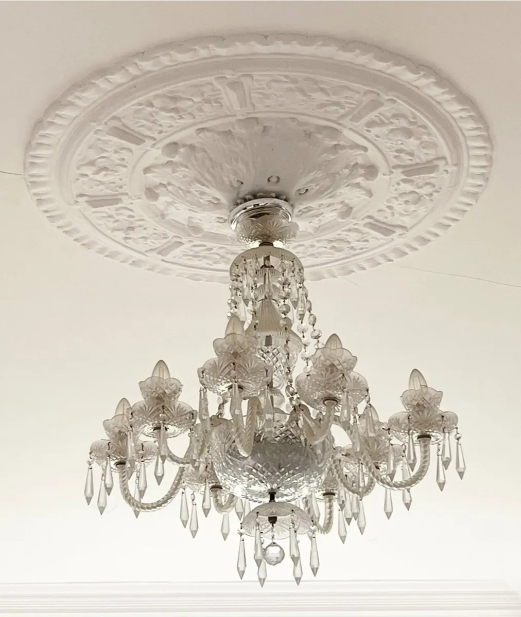 Crystal 8 arm Chandelier - Image 1