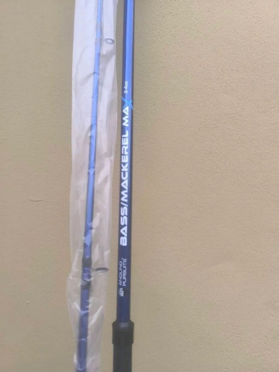 Angling pursuits 10' Mackerel/Bass rod and reel - Image 3
