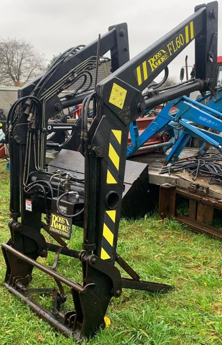 KUBOTA M9000 Brackets and Rossmore Loader - Image 1