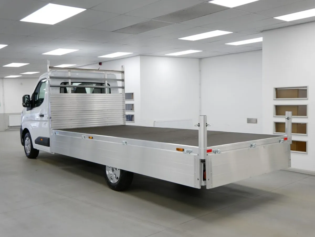 2026 Renault Master Dropside - €924/pm - Image 4