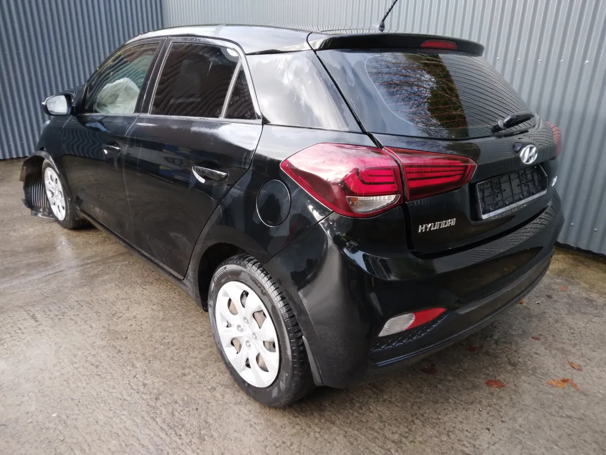 2021 Hyundai i20 For Breaking/Dismantling - Image 3