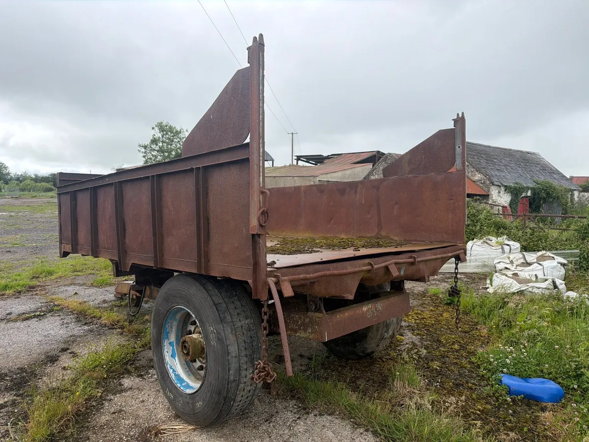 Tipping trailer - Image 3