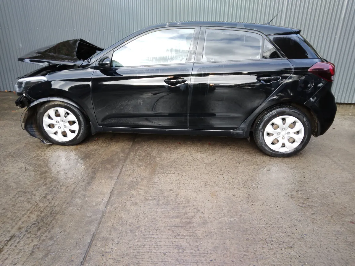2021 Hyundai i20 For Breaking/Dismantling - Image 2