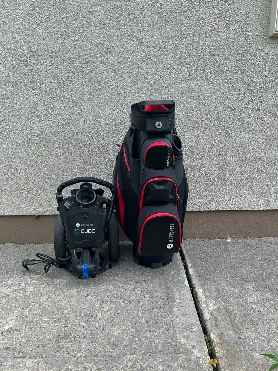 Motocaddy Golf Bag and Trolley - Image 1