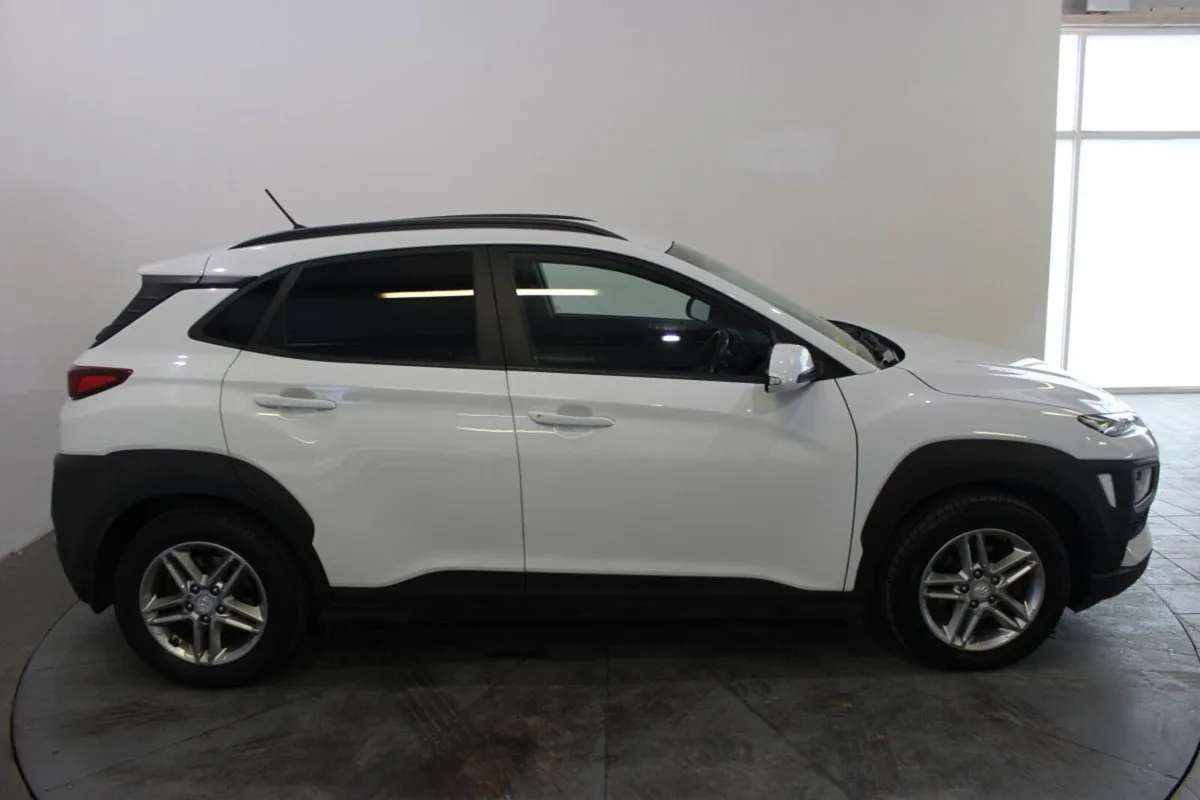 Hyundai KONA KONA KONA 5DR - Image 3