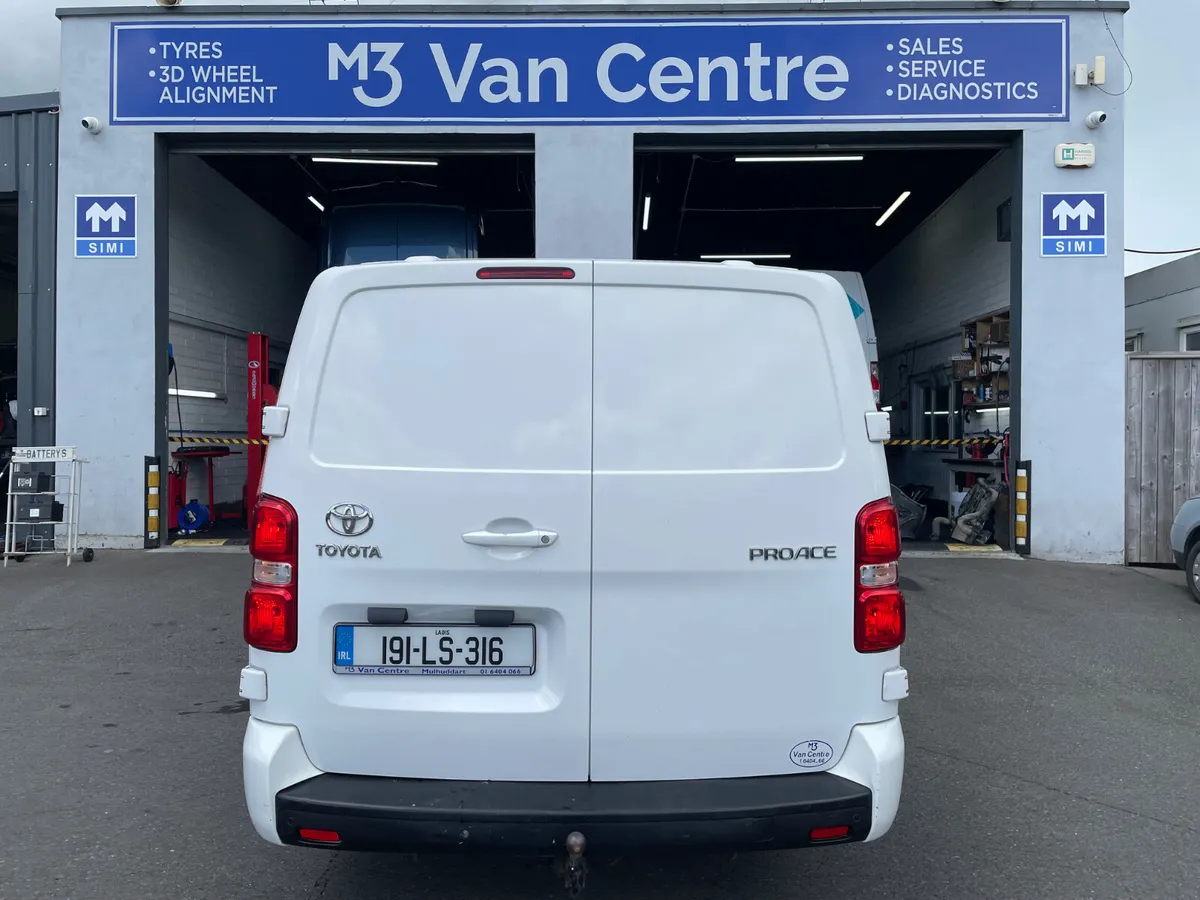 2019 TOYOTA PROACE 2.0 D LWB GX 4DR - Image 4