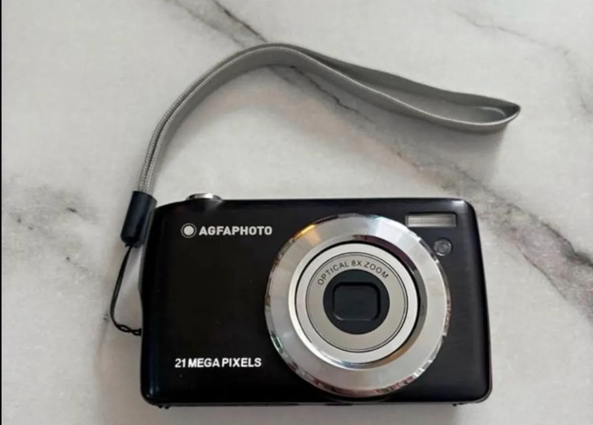 Digital camera - Image 4