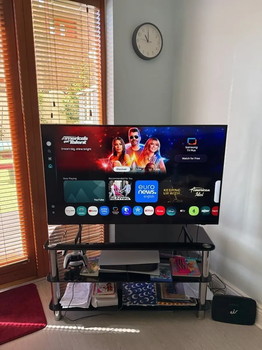 TV  Samsung 50 inch Crystal UHD 4K - Image 1