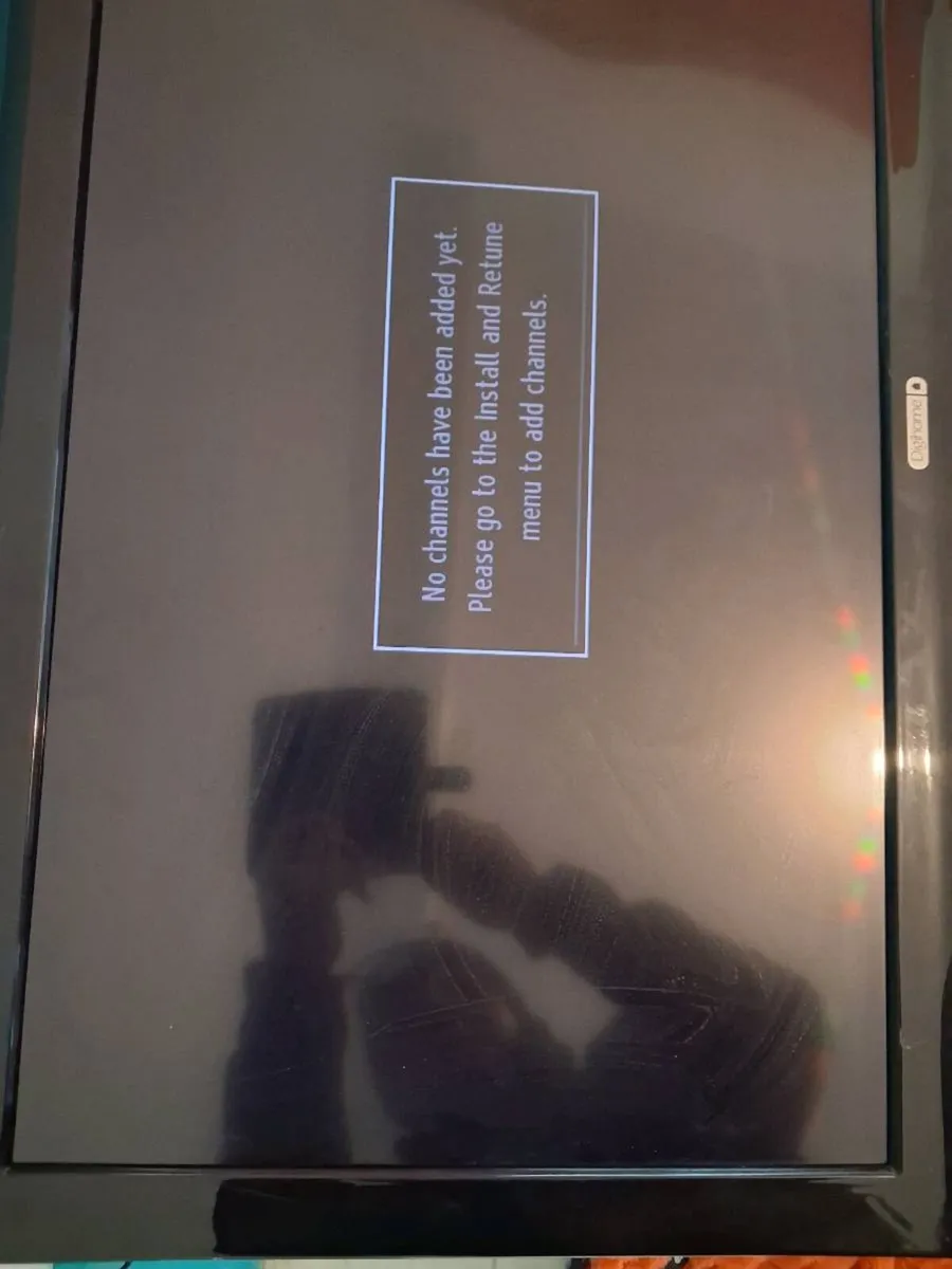 32" flat screen TV   C H E A P. €40 - Image 2