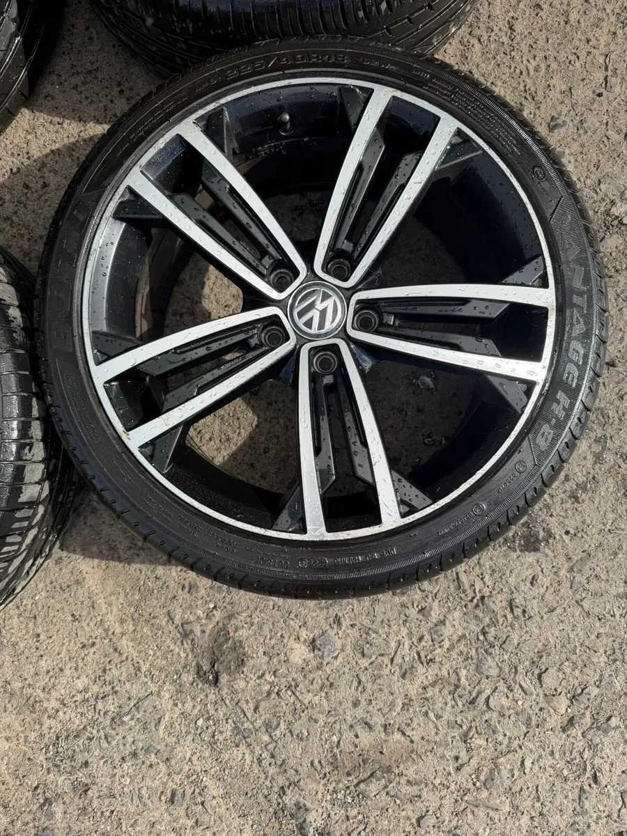 18” Vw seville alloy wheels - Image 3
