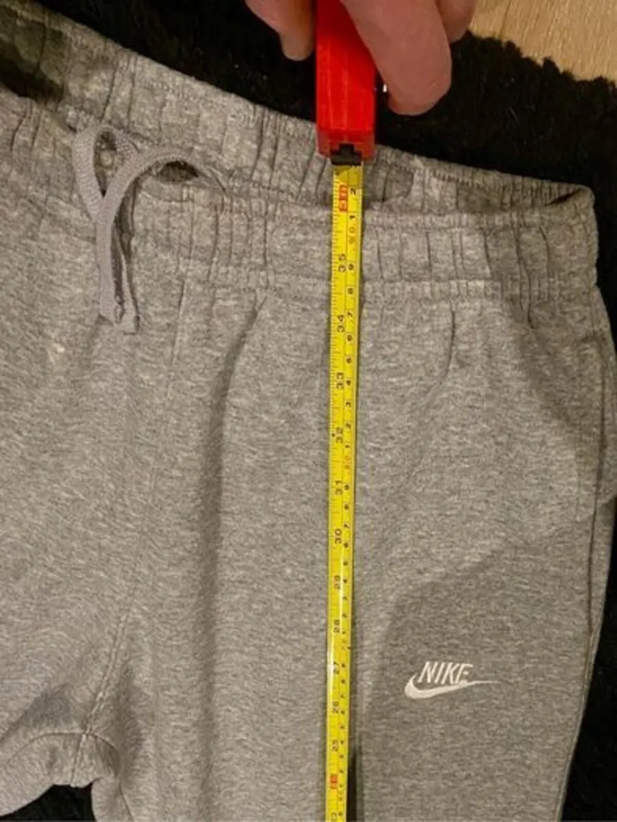 Nike kids bottoms - Image 1