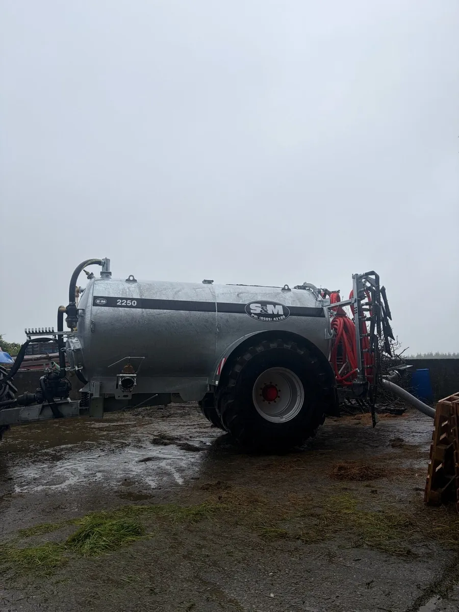 Slurry spreading/ Agitating