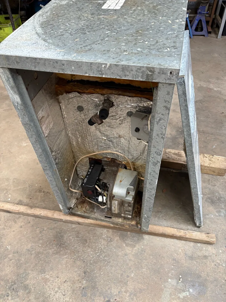 Oil boilers - Image 4