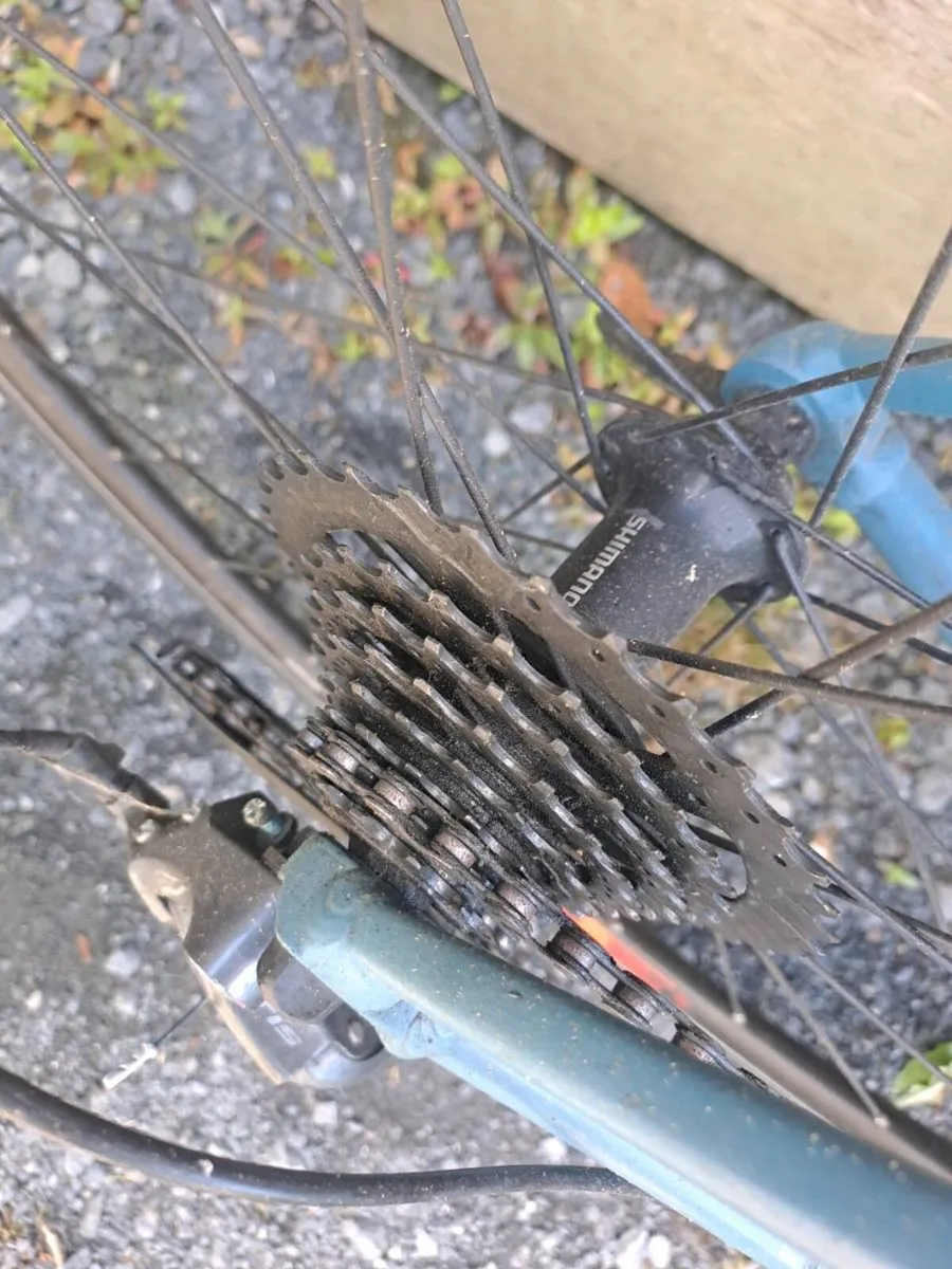 Cube Attain Road Bike - Image 2