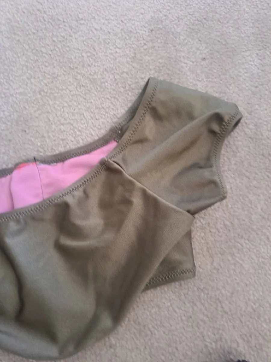 River Island Girls 7-8 girls Khaki bikini - Image 3