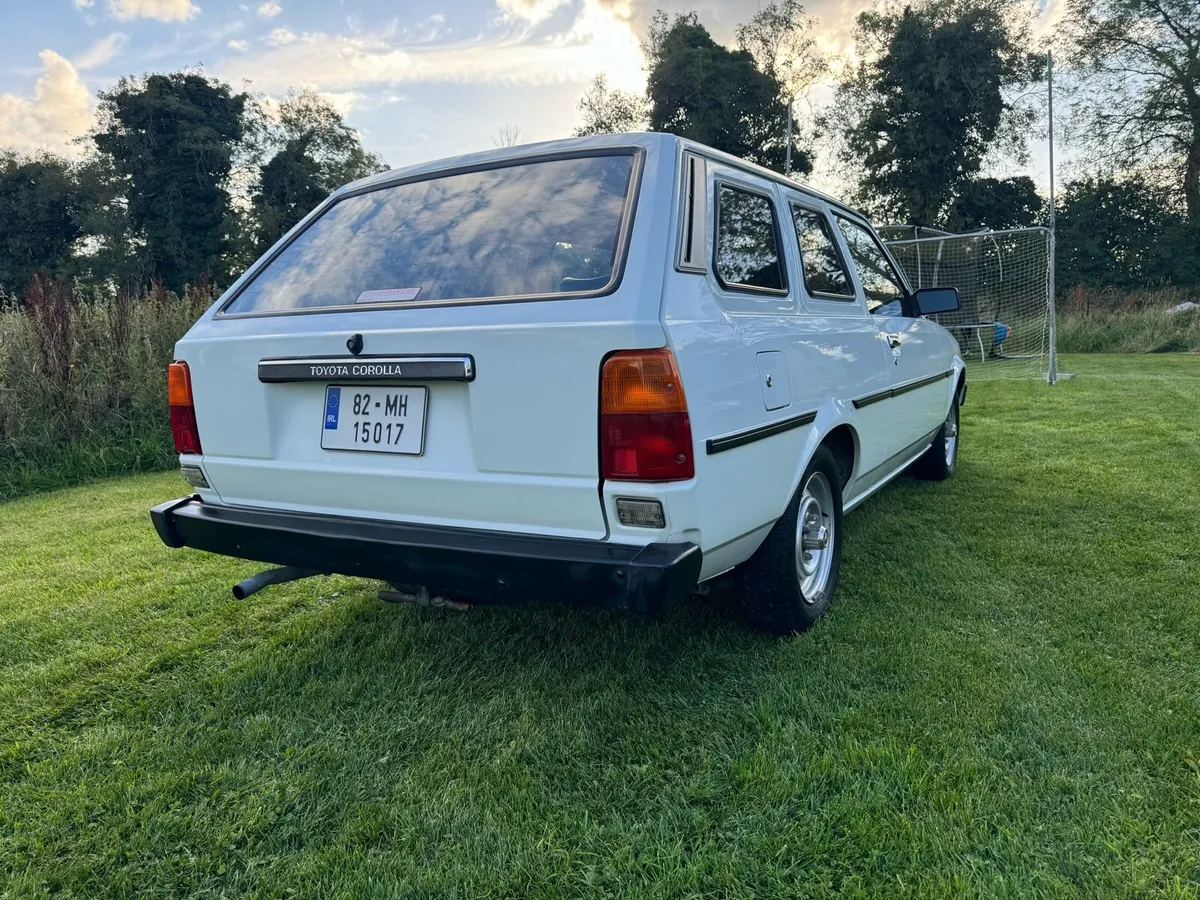 1982 ke70 Corolla Panel Van - Image 4