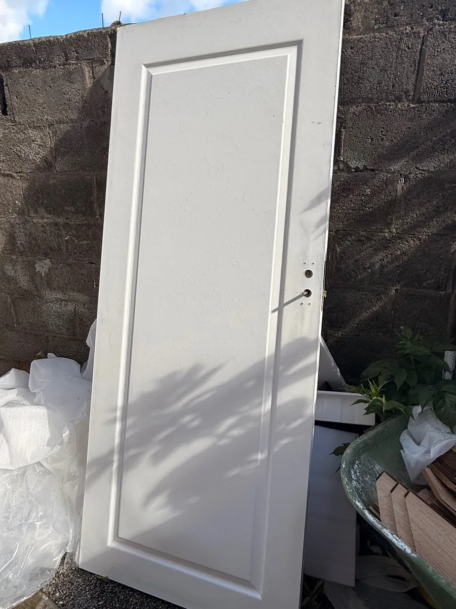 3 white Internal doors - Image 1