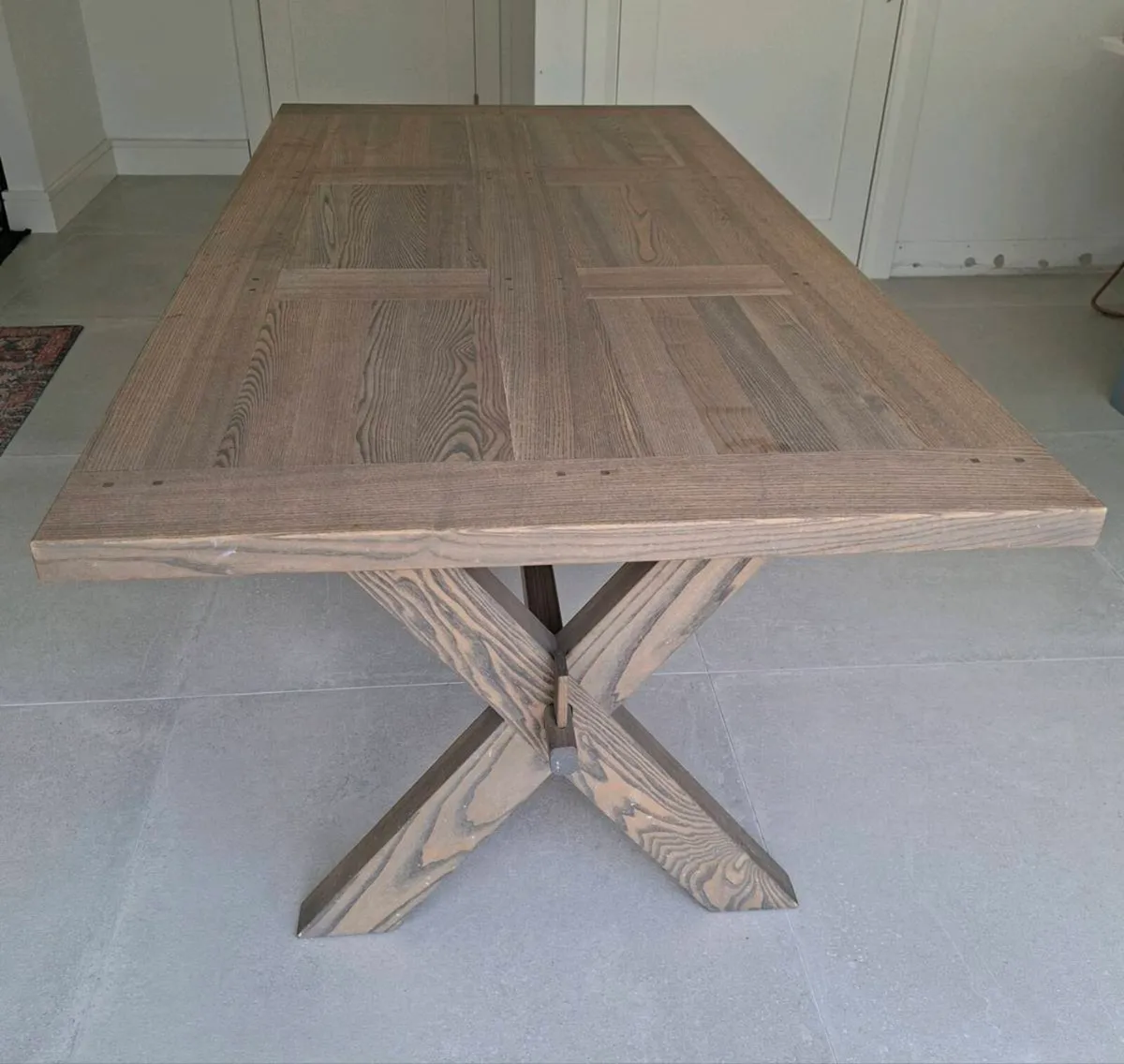 Horsen dining table with chairs - Image 1