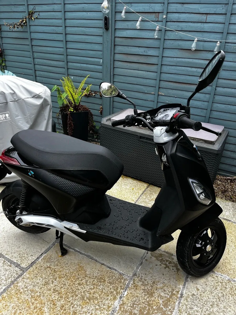 Piaggio 1 2023 - Image 2