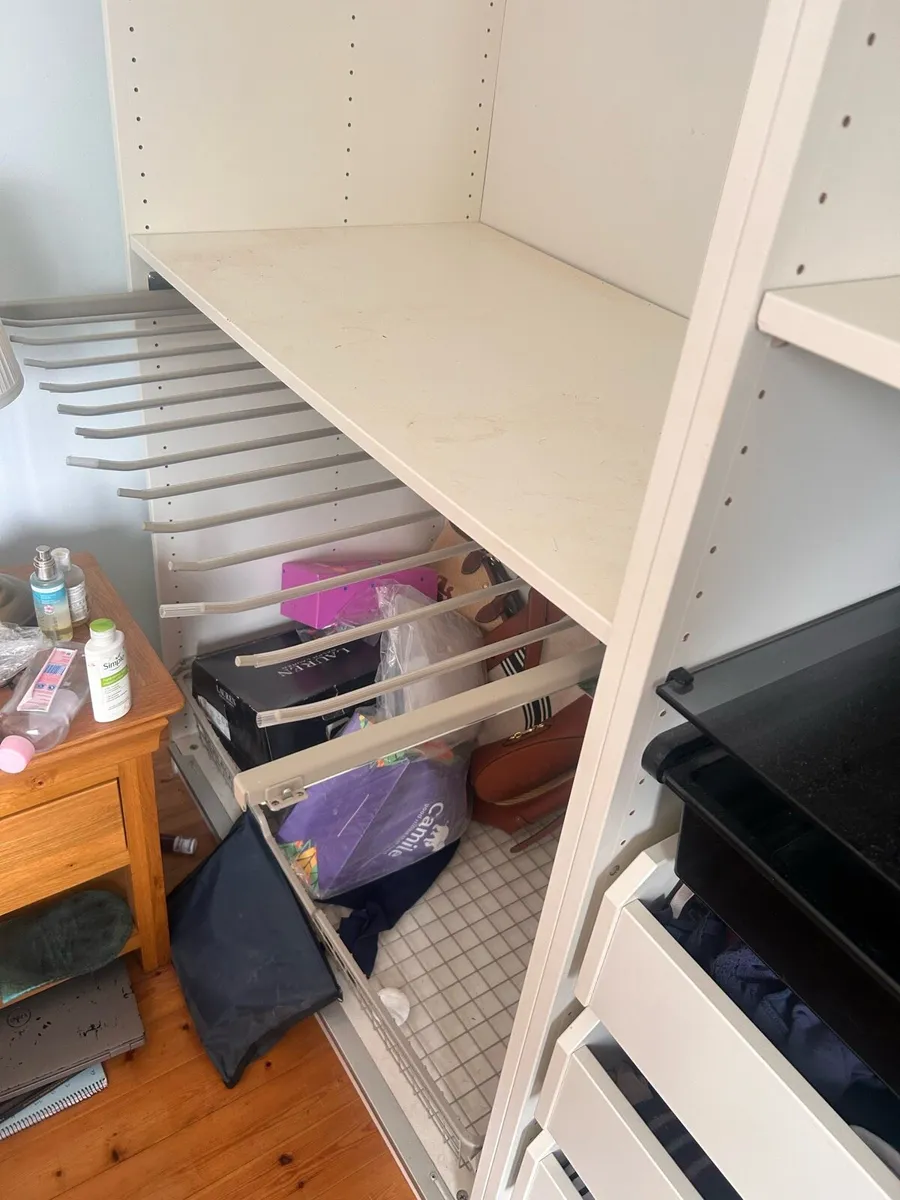 FREE Built in wardrobe - Image 2