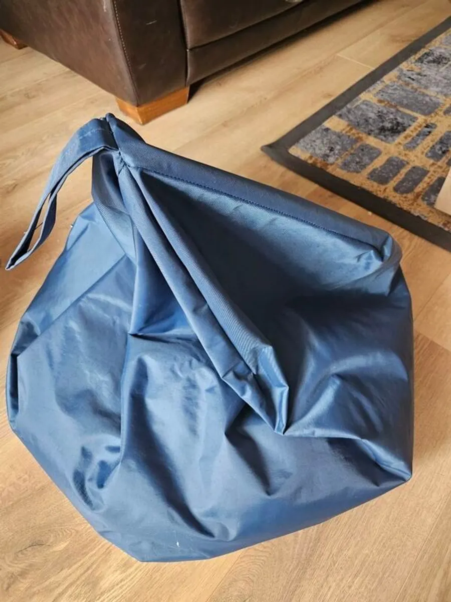 Bean Bags - Image 3