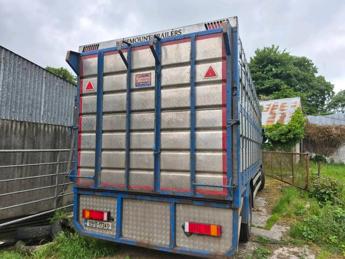 Truck - Image 3