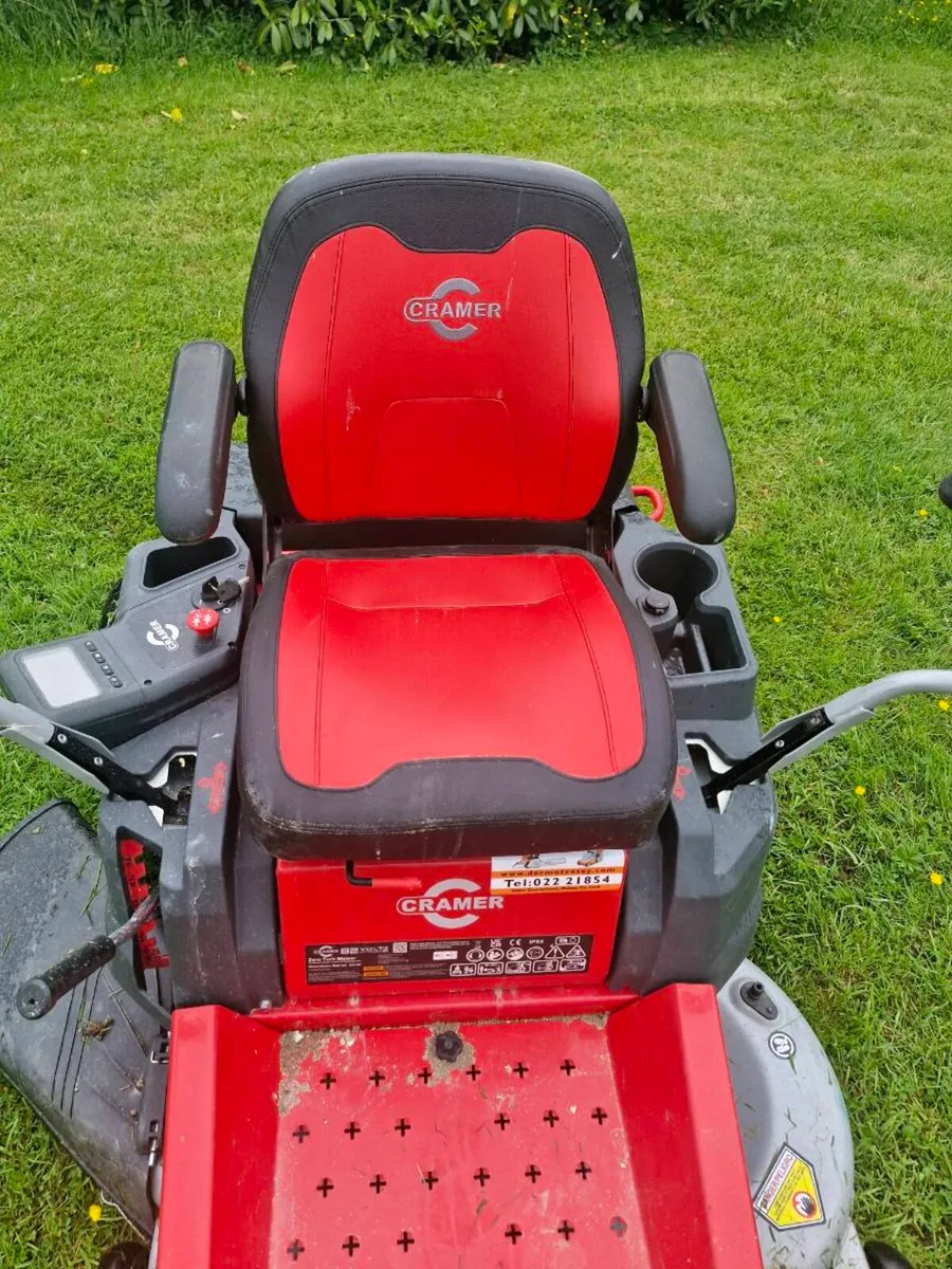 Cramer Electric ride on Mower DELIVERY AVAILABLE - Image 4