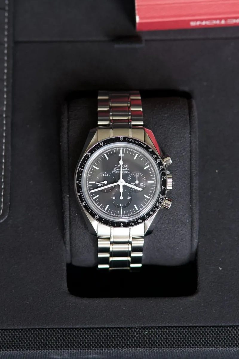 Omega Speedmaster Professional Moonwatch - Image 2