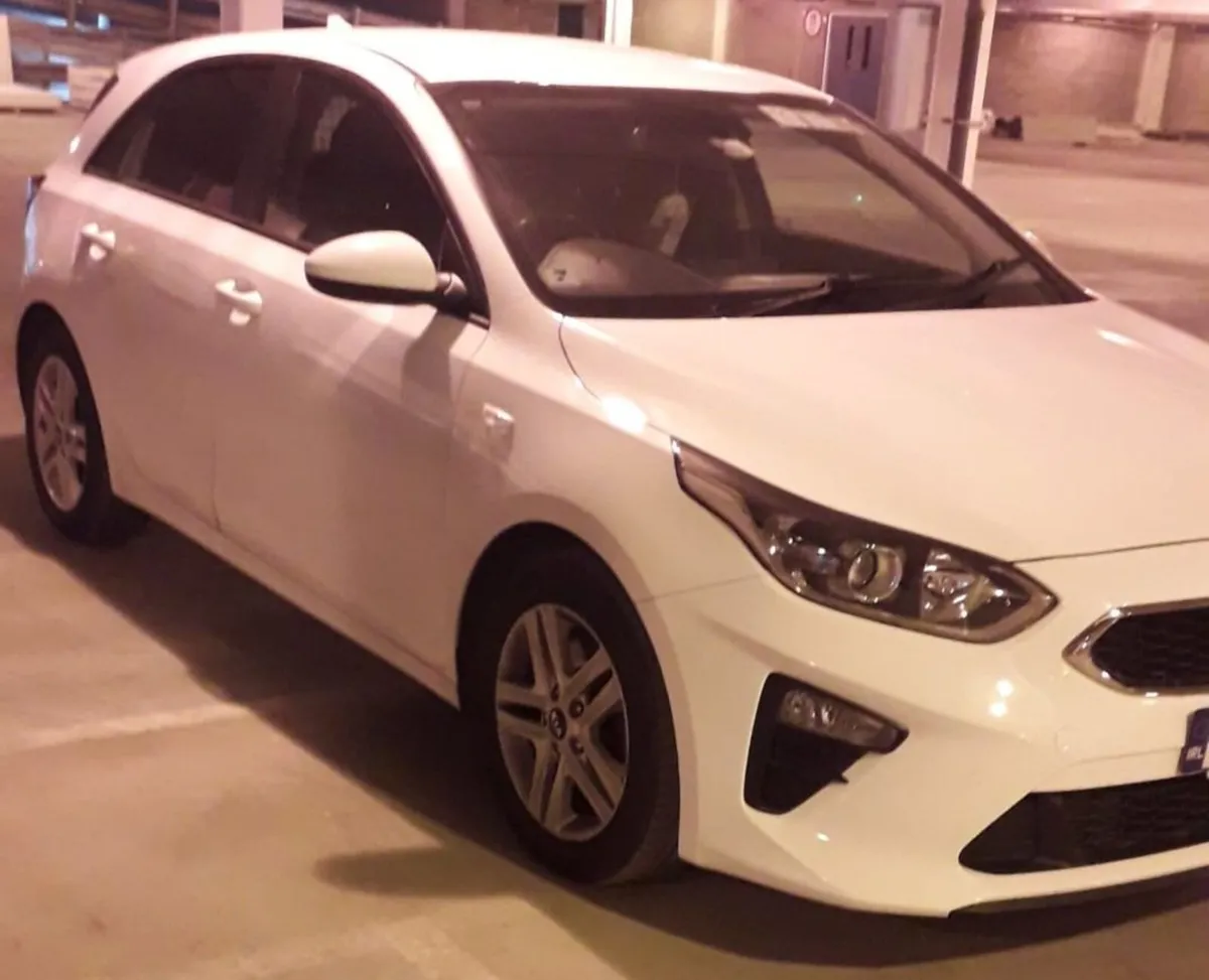 Kia Ceed 2022 - Image 4