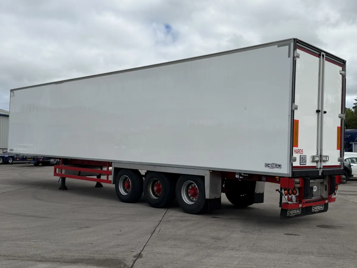 2014 CHEREAU MEAT RAILER - Image 2