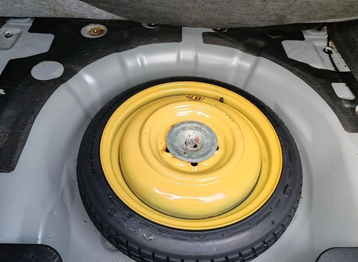 Mazda 3 - Image 4