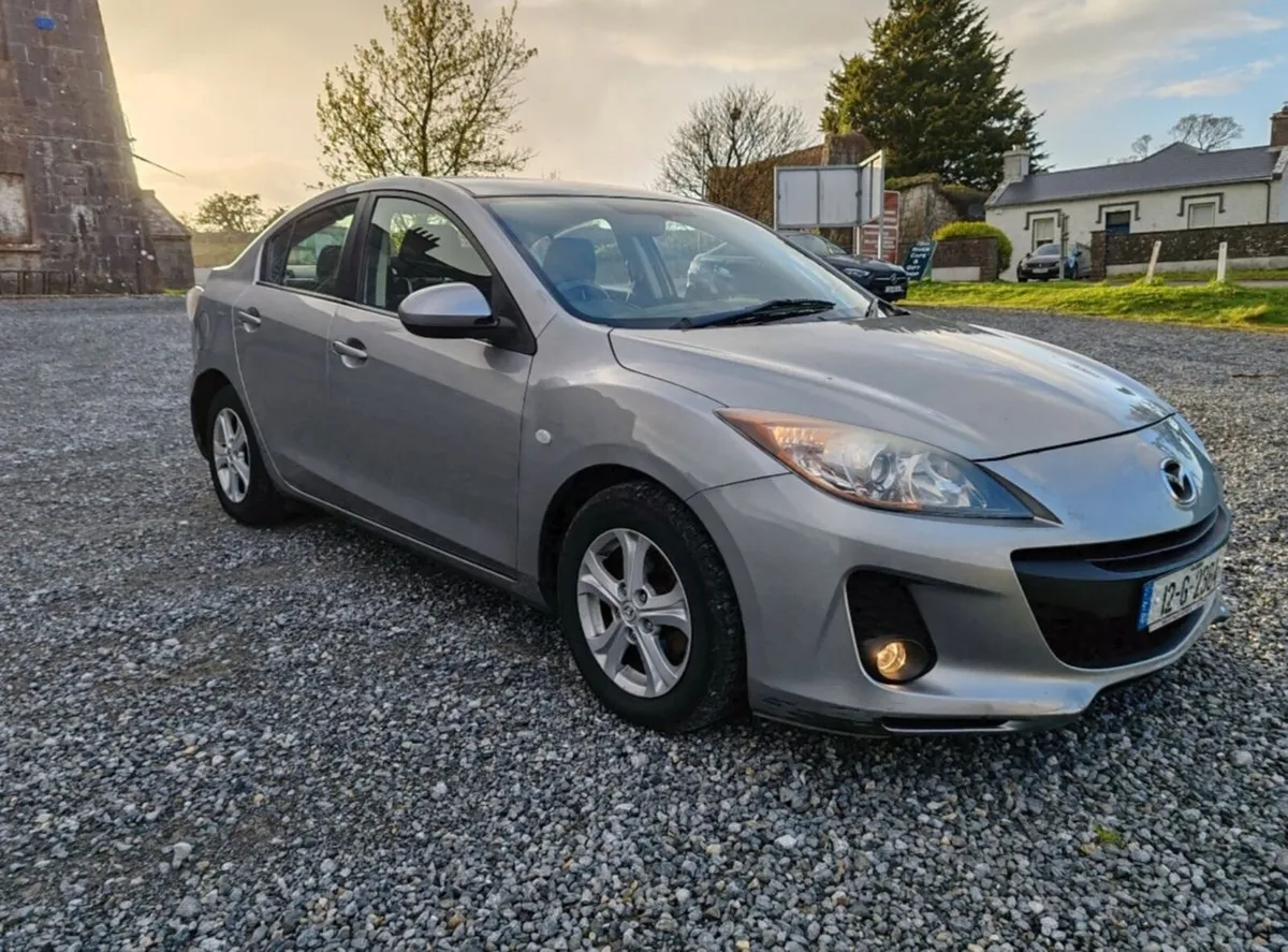 Mazda 3 - Image 3