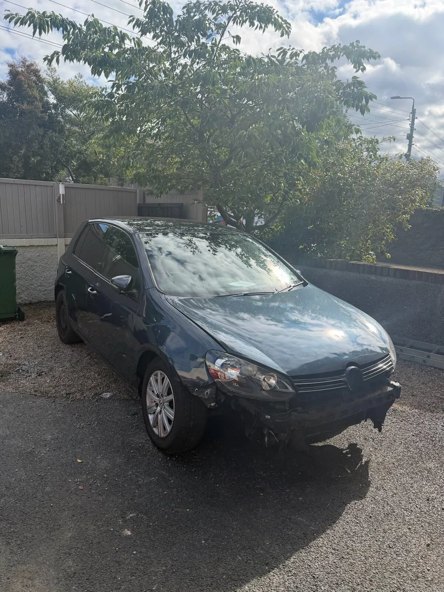 Volkswagen Golf - Image 2